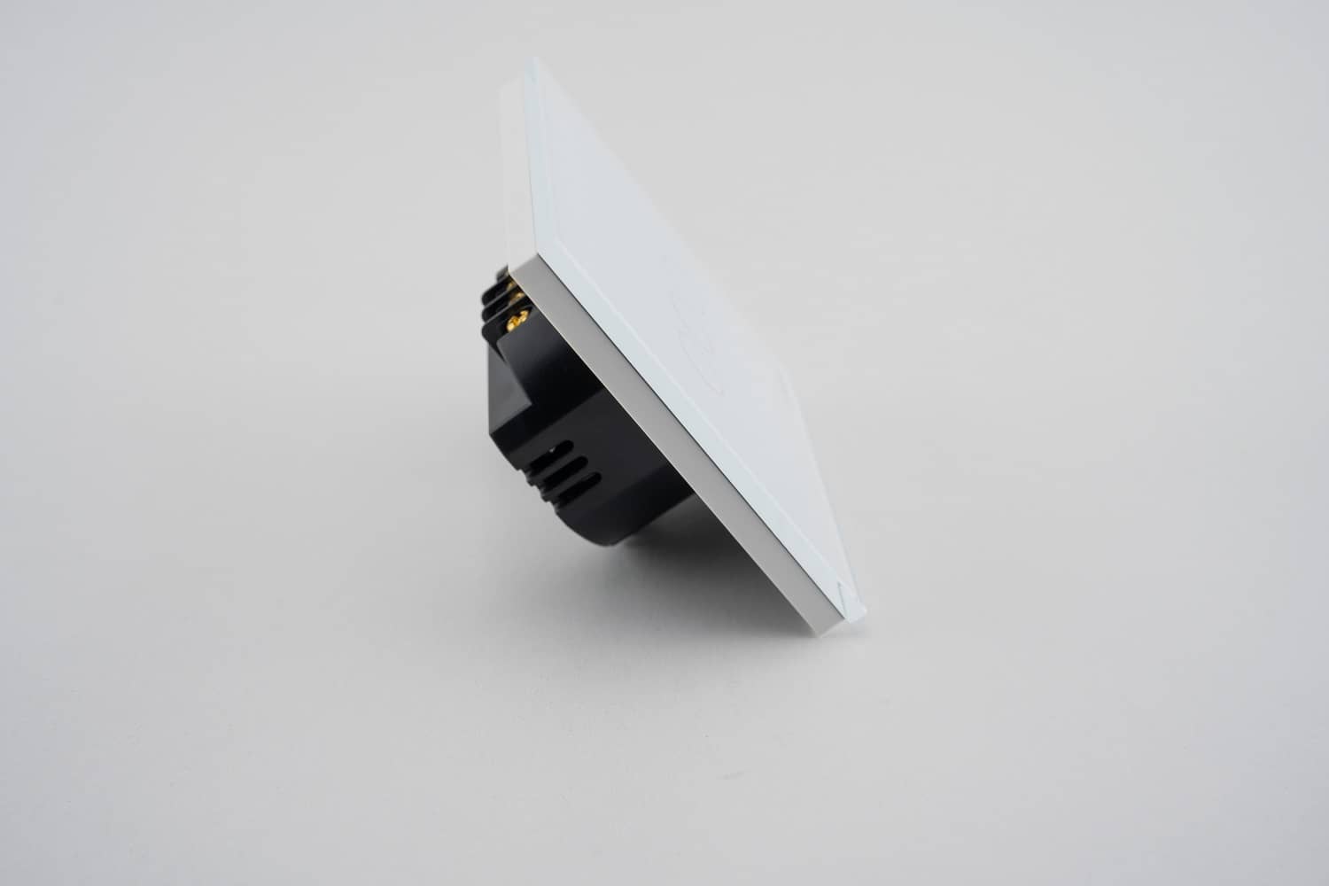 Intrerupator Triplu cu Touch din Sticla LUXION — imaginea 6