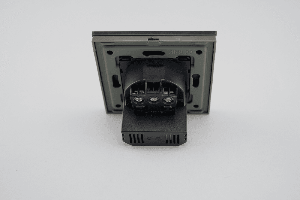 Priza Simpla + USB-A + USB-C LUXION cu Rama din Sticla — imaginea 7