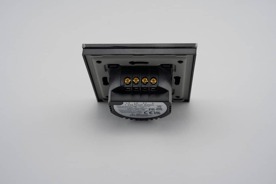 Intrerupator Triplu cu Touch din Sticla LUXION, 500W — imaginea 8