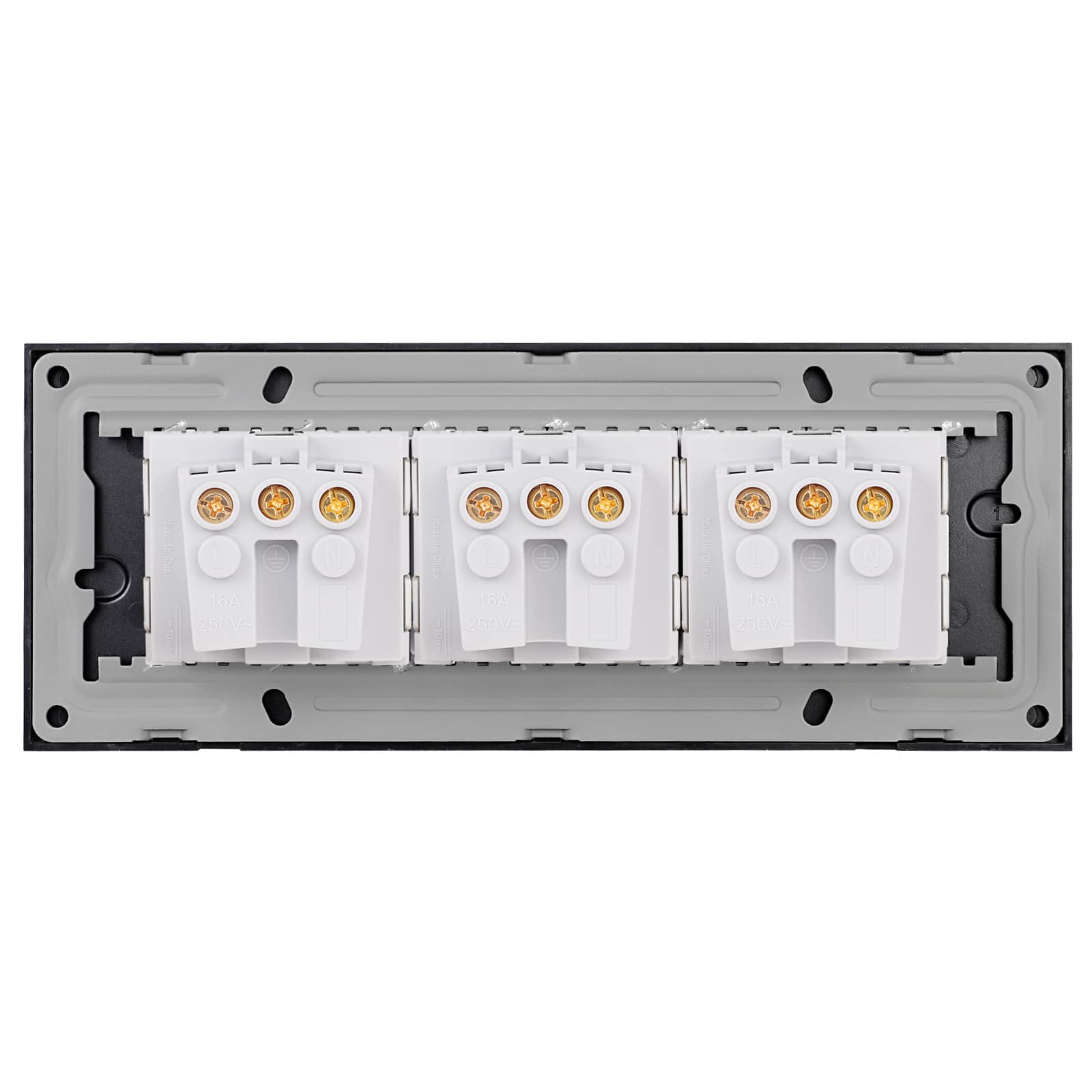 Priza Tripla cu Rama din Sticla LUXION, Standard Italian, 6M — imaginea 4